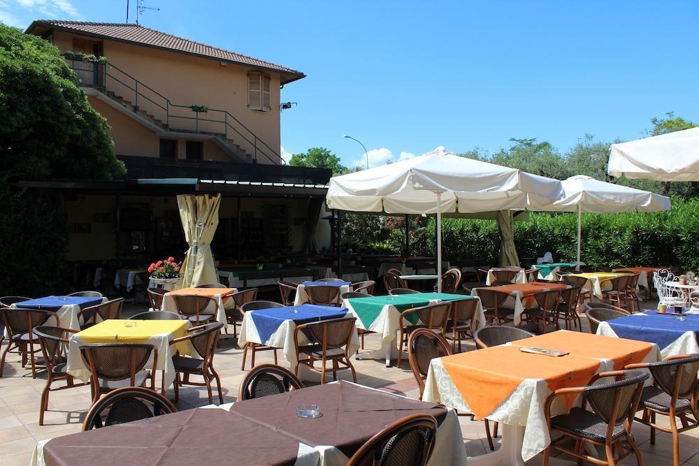 Happy Camp Mobile Homes In Camping Cisano San Vito Bardolino Exterior photo