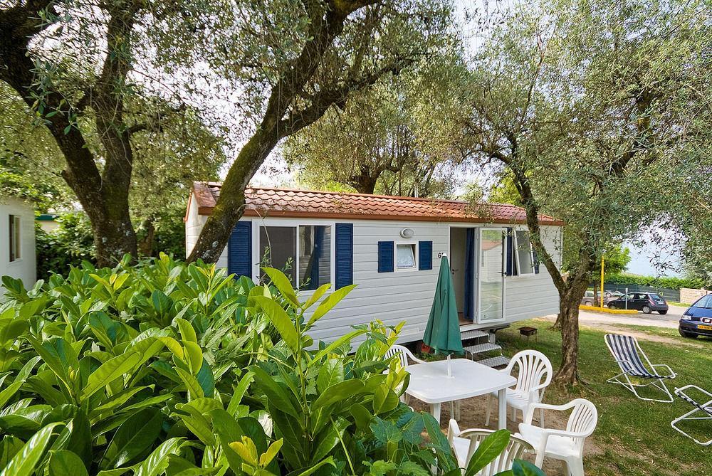 Happy Camp Mobile Homes In Camping Cisano San Vito Bardolino Exterior photo